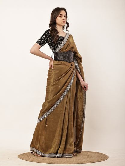 Sunehri Noir Saree