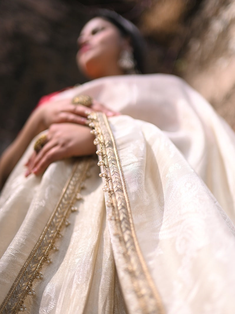Rajgharana Shwet